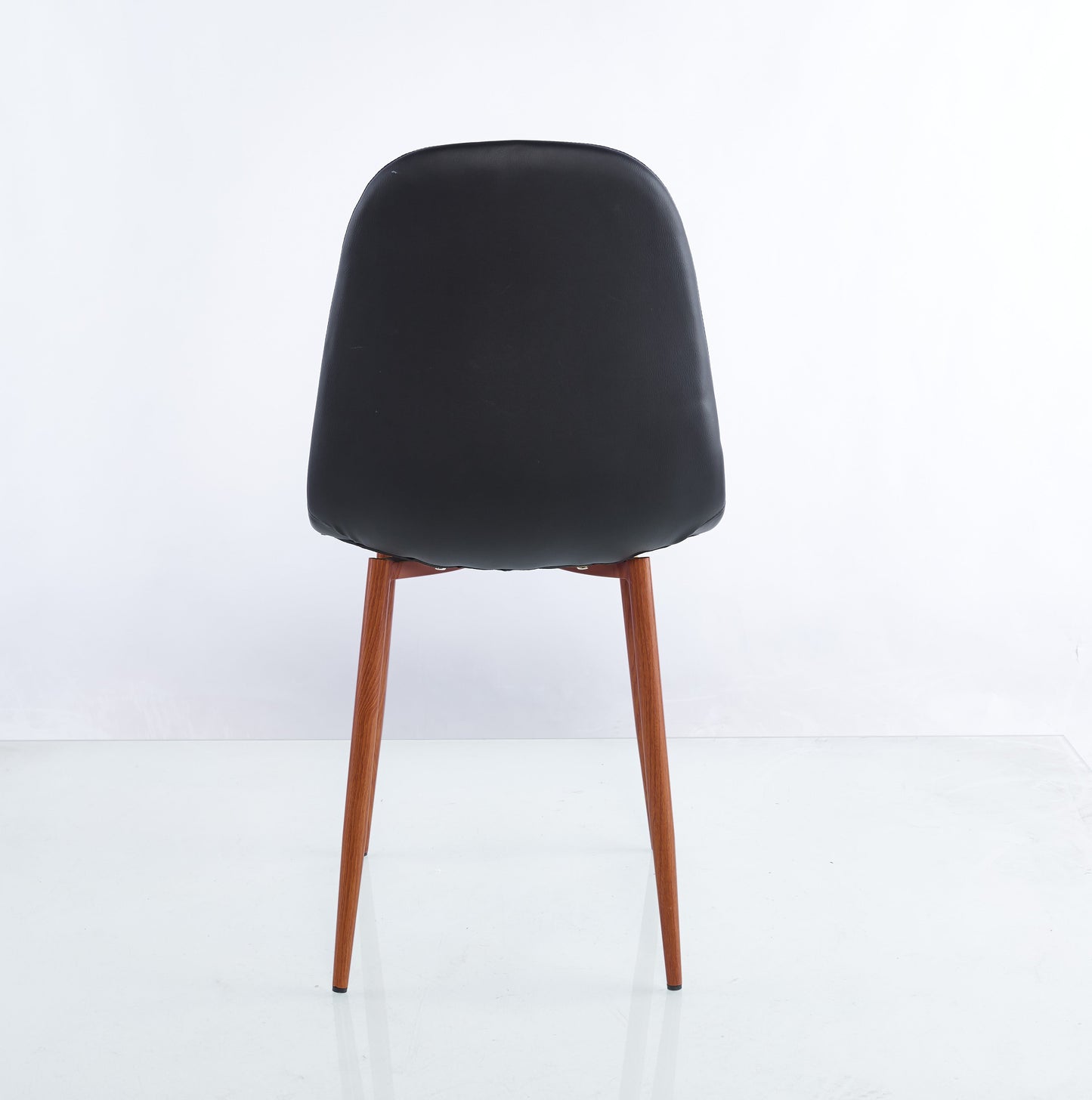 Silla Concept Color Tapiz Pu Negro y Pata Café Oscuro Para Sala De Estar
